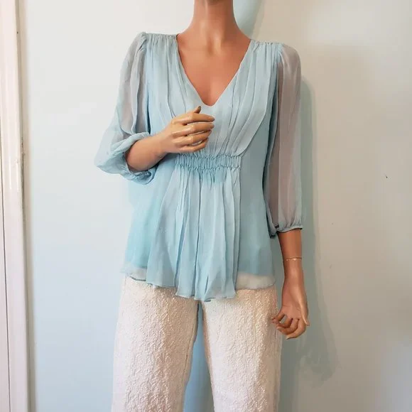 NWT Sundance 100% silk baby blue top, Size PM. - Picture 11 of 12